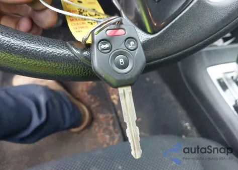 2013 Subaru Impreza 2.0I Premium z USA, uszkodzony, nr VIN JF1GJAC68DH034511